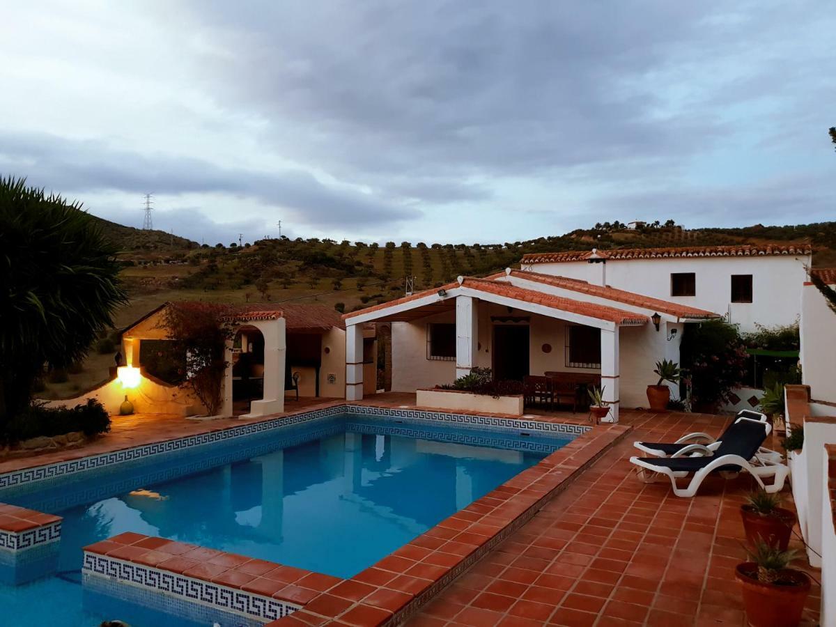 Hostal Casa Fuente de la Zorra Álora Exterior foto